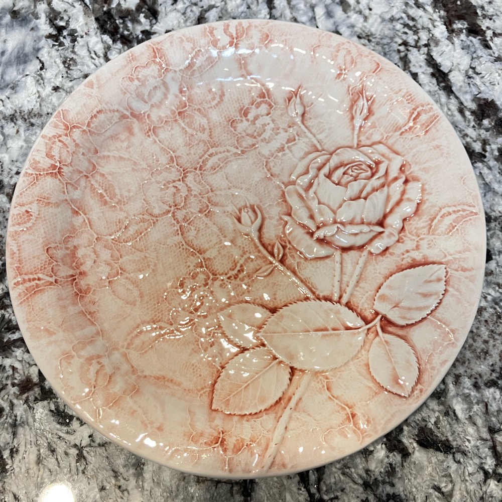 Vintage italy majolica pink lace rose plate 8” #1